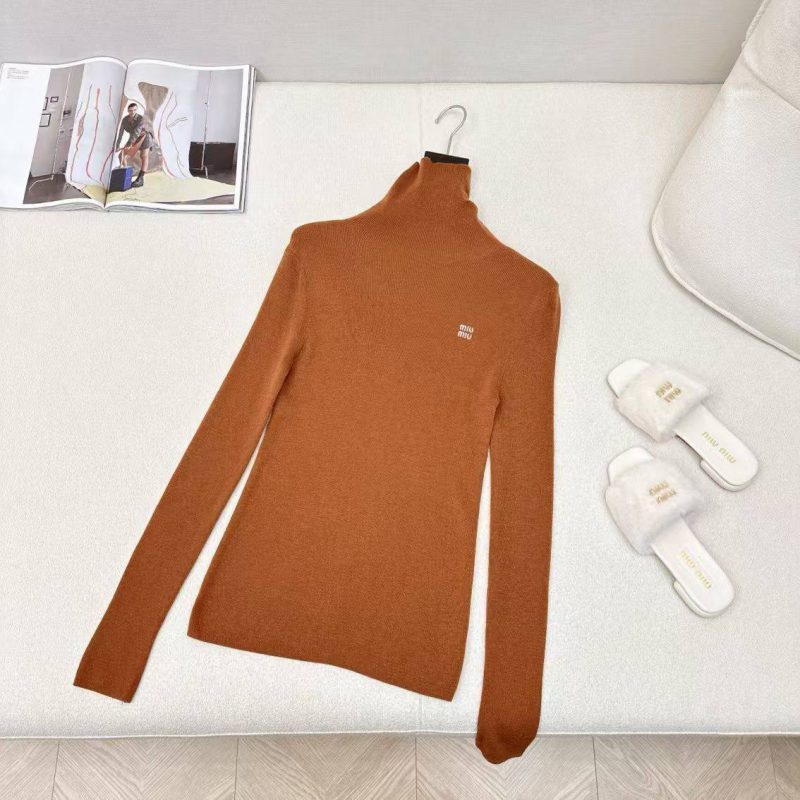 photo_5325731160841644714_y