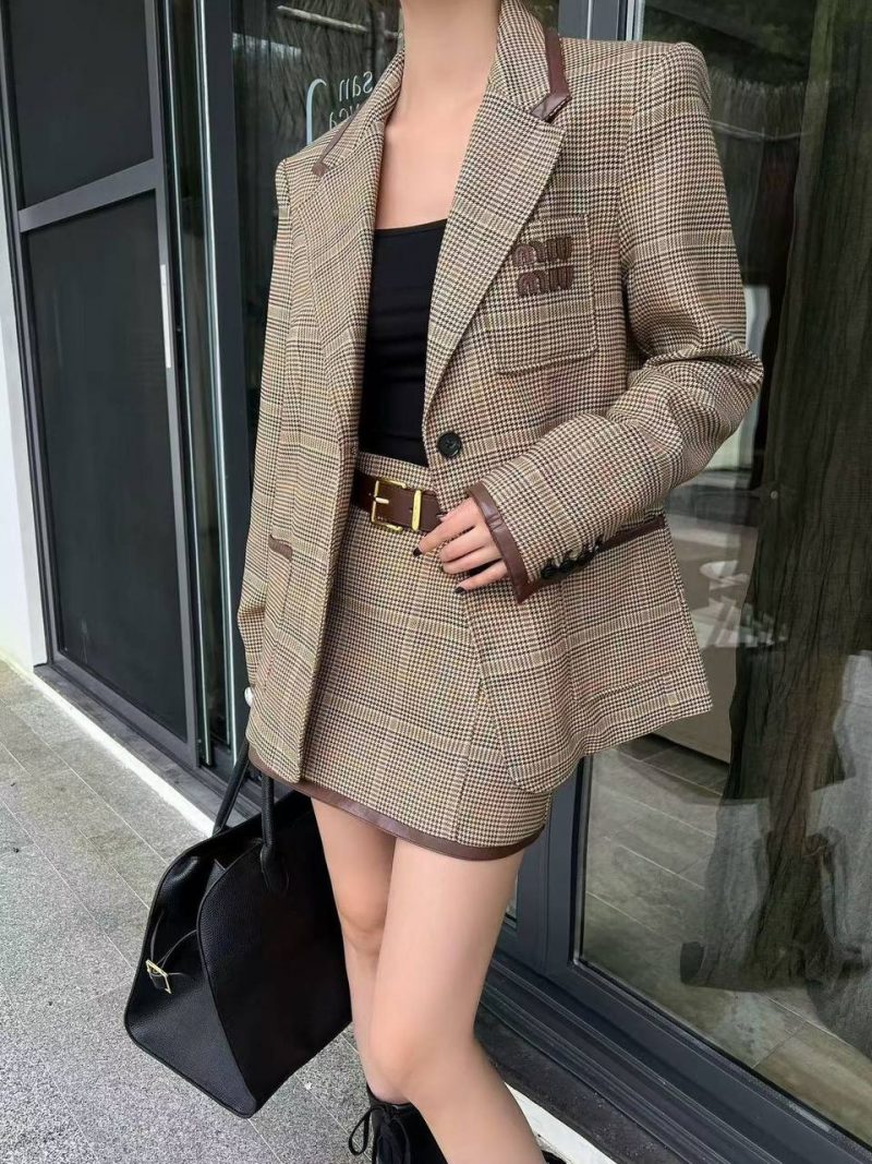 photo_5325731160841644732_y