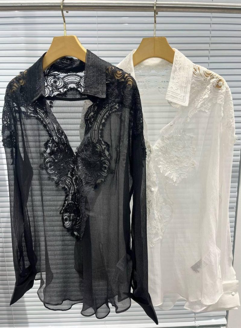 photo_5289766006648074271_y