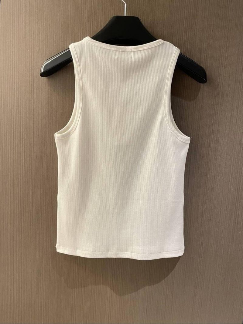 photo_5289766006648074277_y