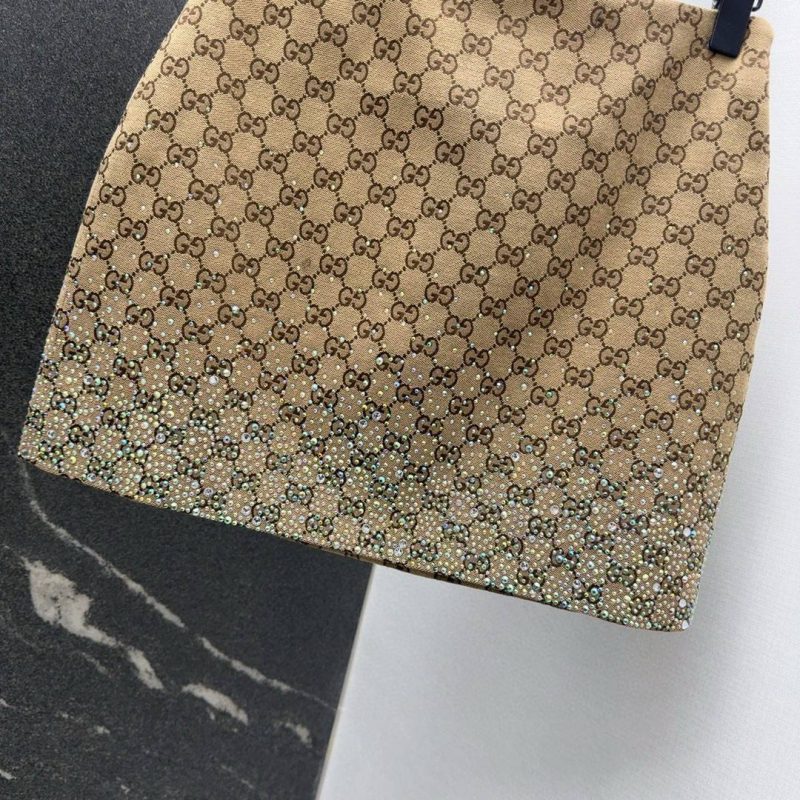 photo_5289766006648074383_y