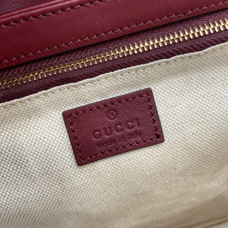 photo_5289766006648074508_y