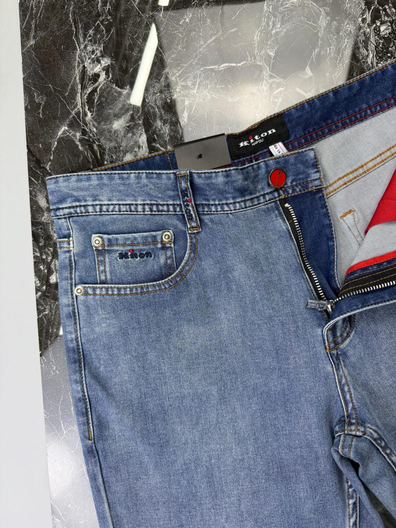 411e8a99-1698-4b9d-b4a4-3b3ce071288b