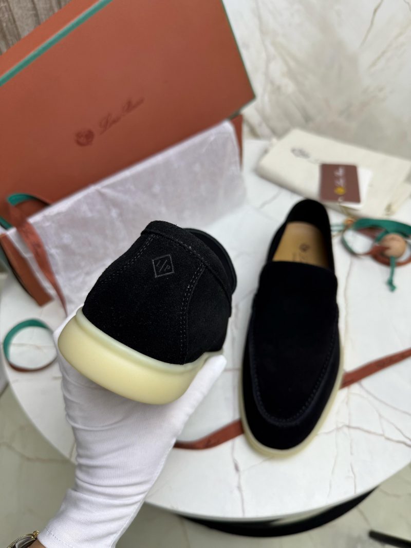 ef3d3578-e257-4cae-9948-98e573b71ff4