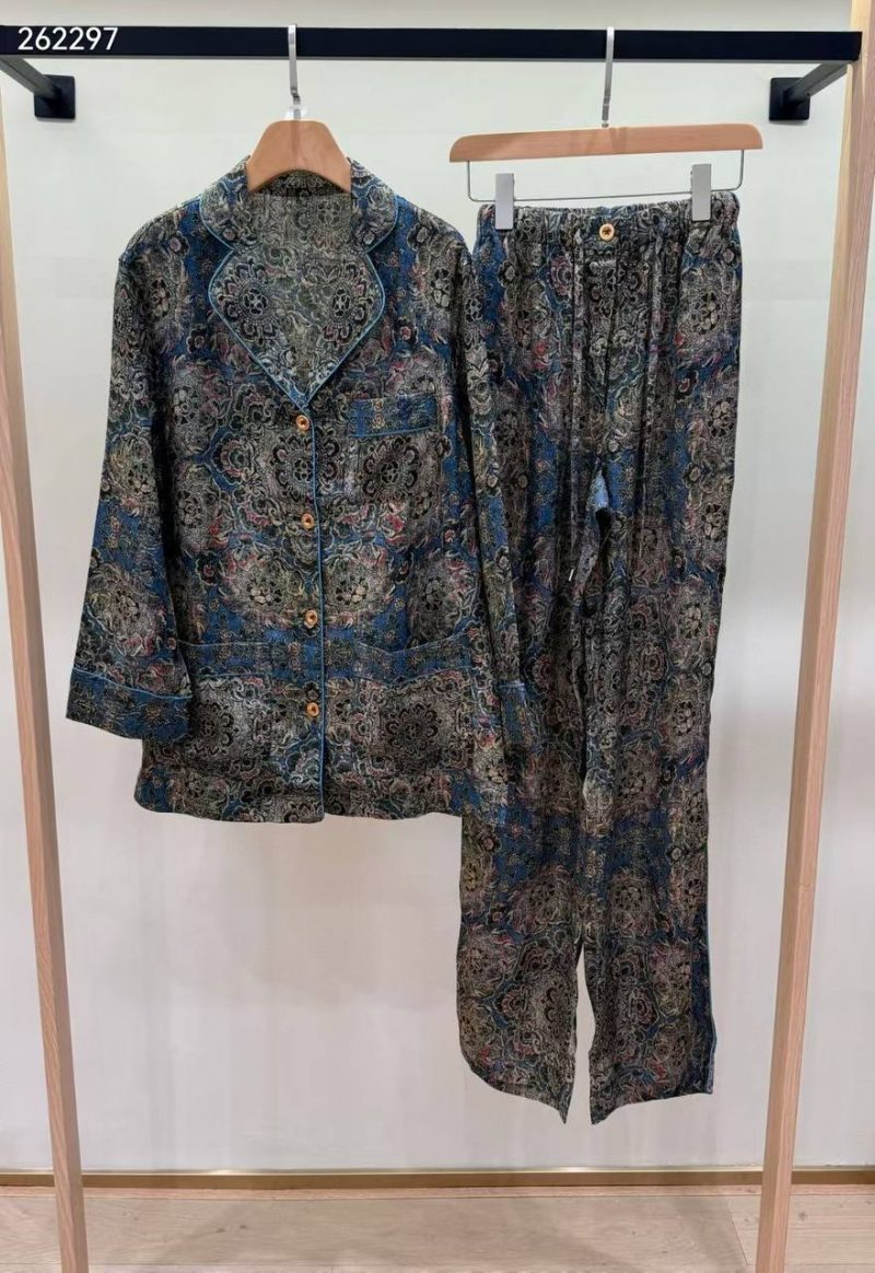 photo_2025-05-06_21-17-25