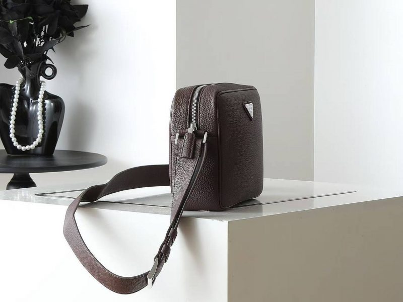 photo_5350792350848384132_y