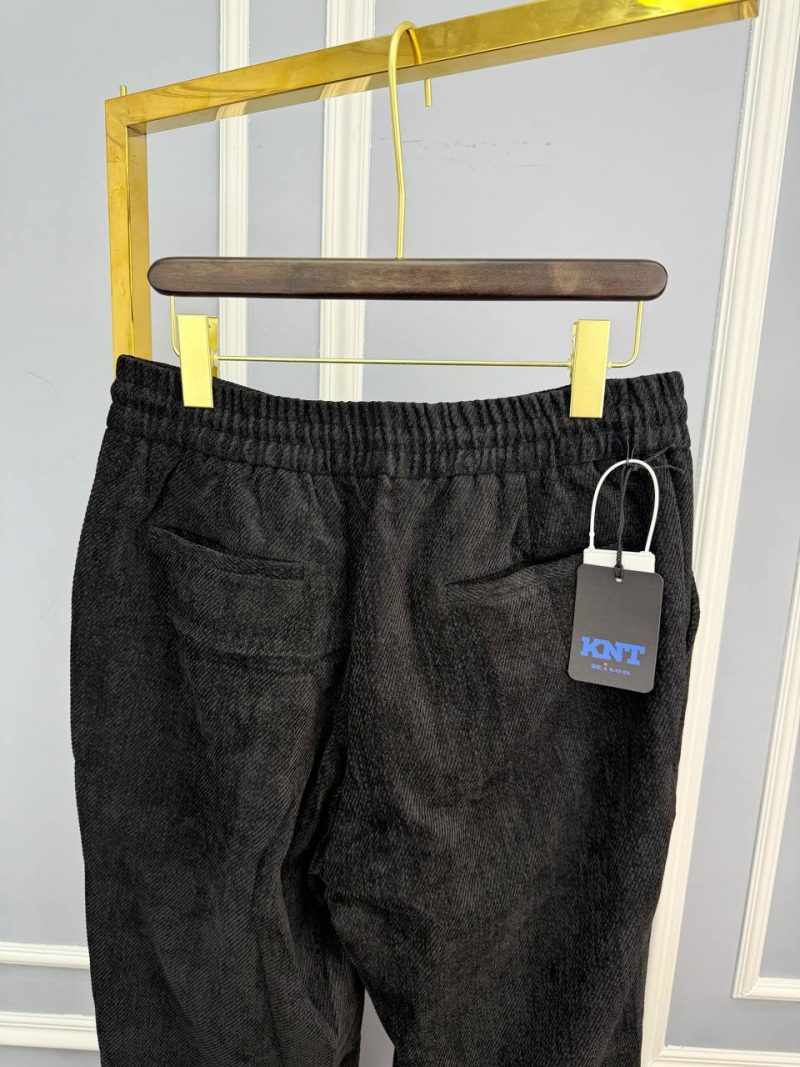 photo_5350792350848384156_y