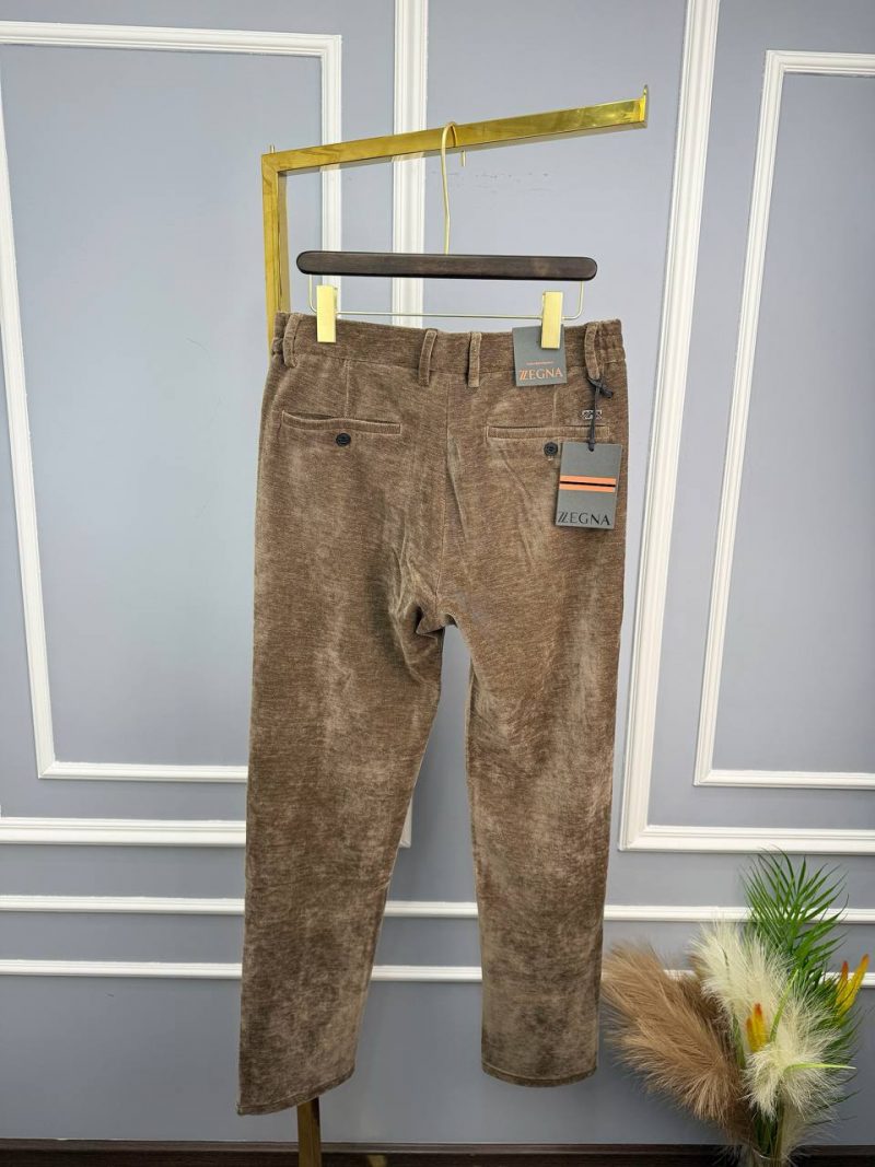 photo_5350792350848384191_y