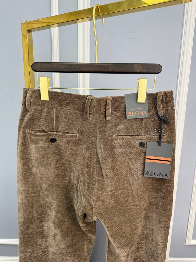 photo_5350792350848384193_y